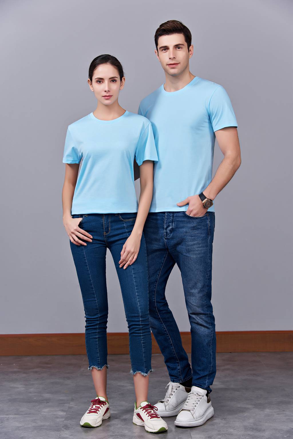 洋氣百搭親子裝 半袖顯瘦 速干圓領(lǐng)文化衫 春夏新品 天藍色