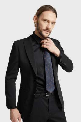 為什么要穿定做西裝，這里告訴你答案